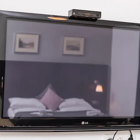 Stephansdom Premium Apartments-2